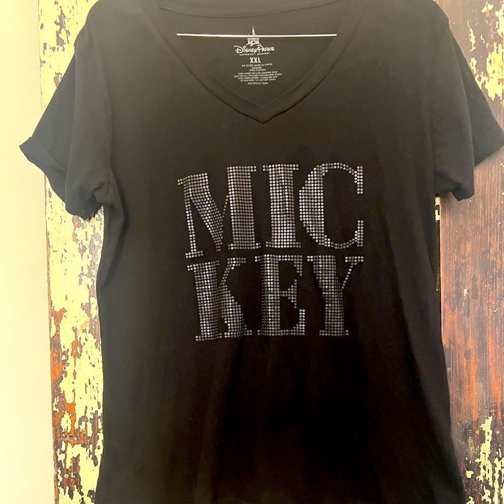 Disney Parks Bling Mickey V-neck T-shirt. Women’s Size XXL.